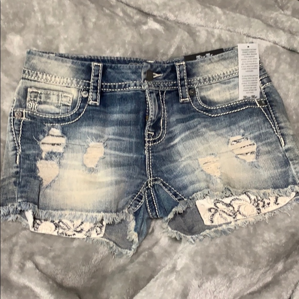 MissMe low rise shorts
